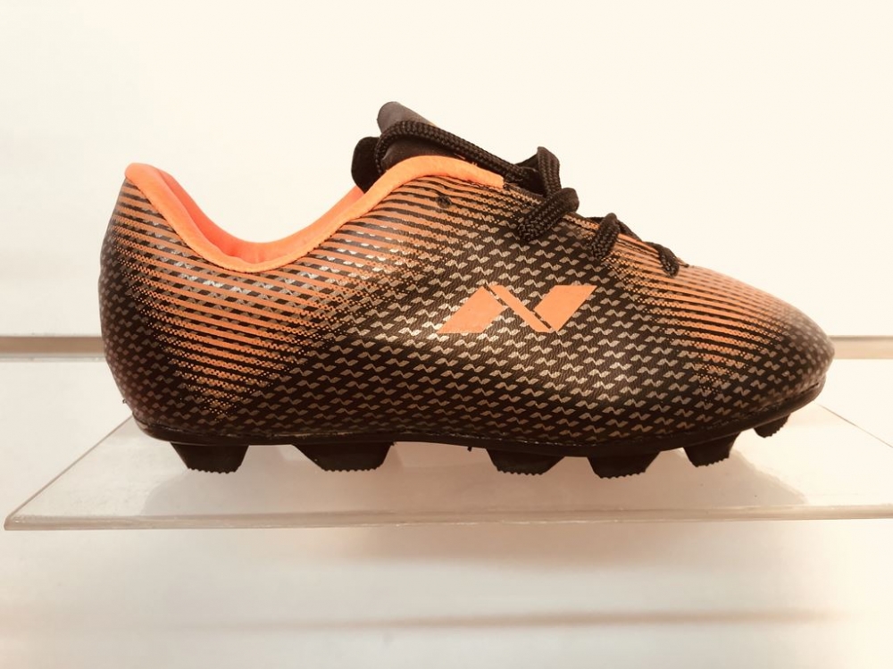 Pauls warehouse sales footy boots